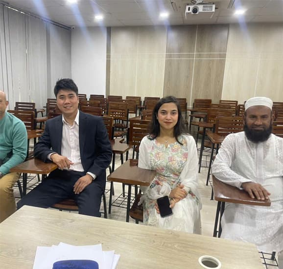 Hoạt động HelloJob 3